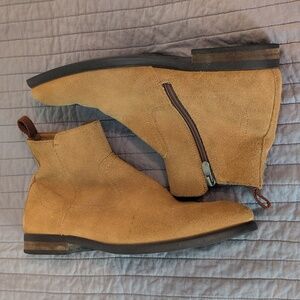 Call it Spring suede boots